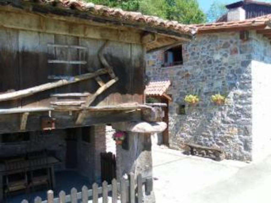 Casa Rural El Cotu En Onís Esterno foto